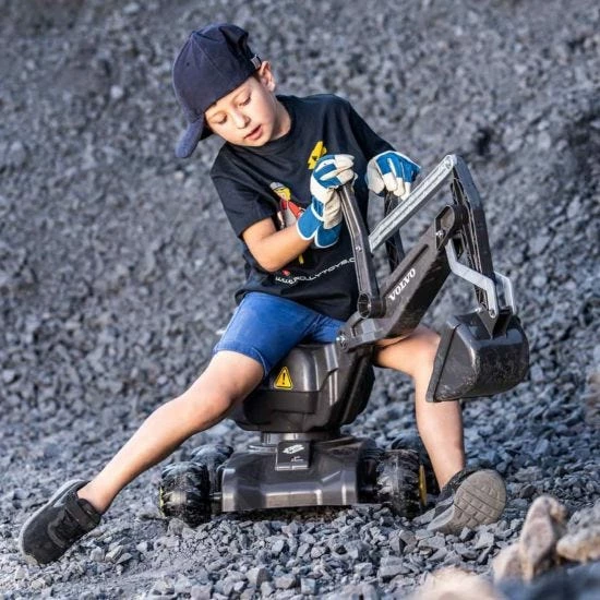 Rolly Toys 360 Degree Ride On Volvo Mobile Excavator - Image 3