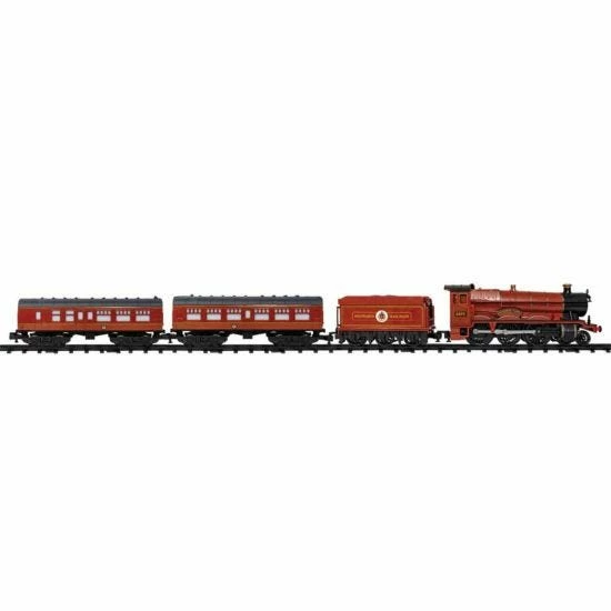 Lionel Trains Hogwarts Express Train Set 28 Piece - Image 8